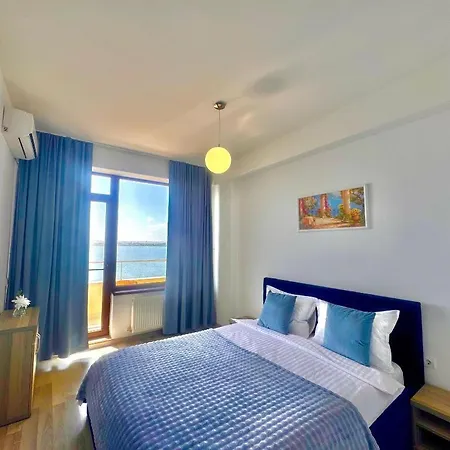 Mamaia Apartment *